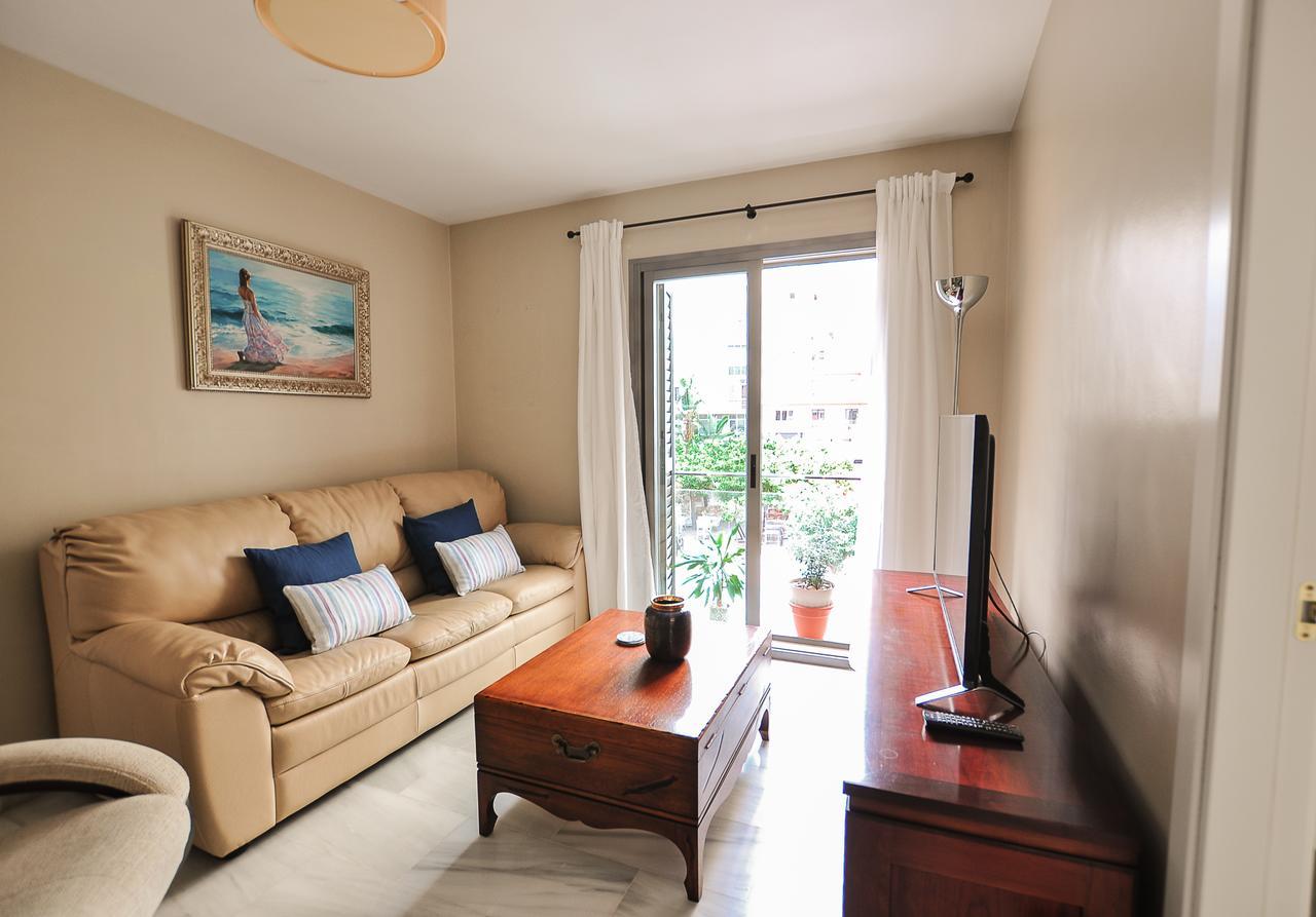 Апартаменты Acogedor Apartamento Junto A Calle Larios By Renthas Малага Экстерьер фото