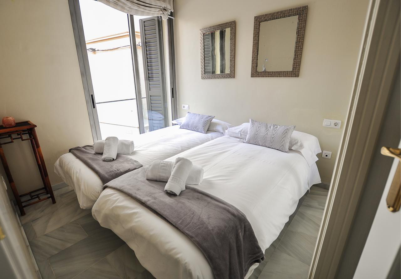 Апартаменты Acogedor Apartamento Junto A Calle Larios By Renthas Малага Экстерьер фото